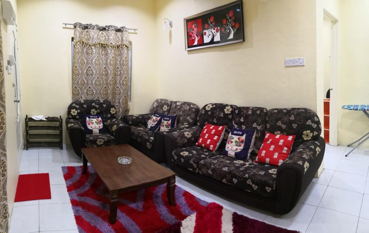Oyo Home 90308 Chily Guest House Langkawi Buitenkant foto